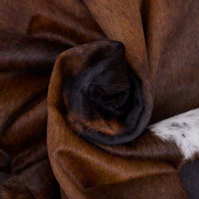 Cowhide Rug JAN25-057 (240cm x 200cm)
